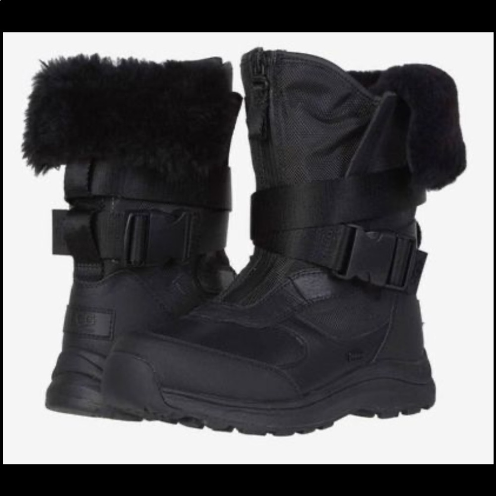 All black women’s UGG Tahoe snow boots